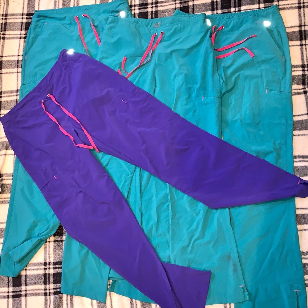 Lot or bundle of Smitten scrub pants